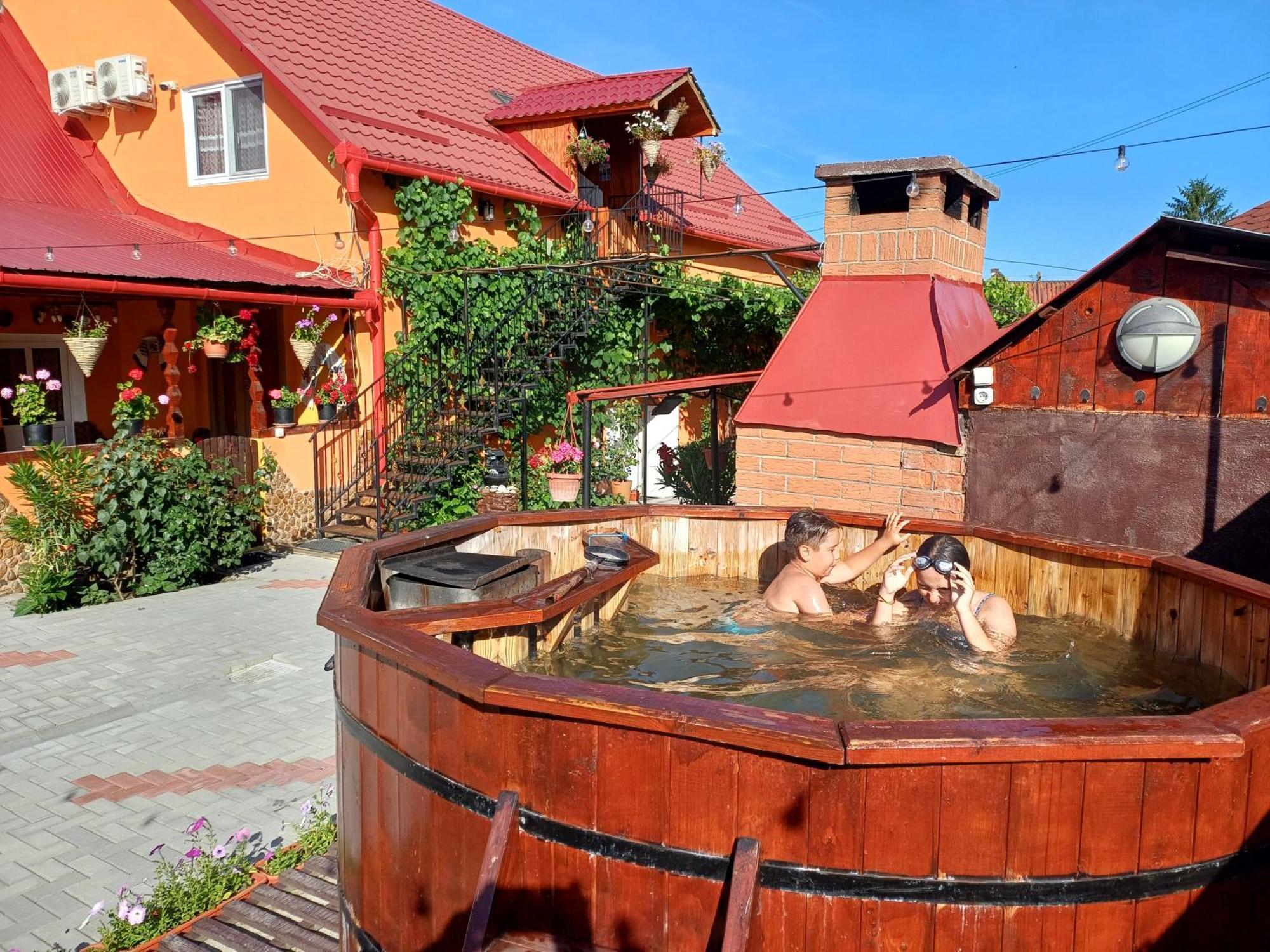 Casa Florilor Barcut Apartman Kültér fotó