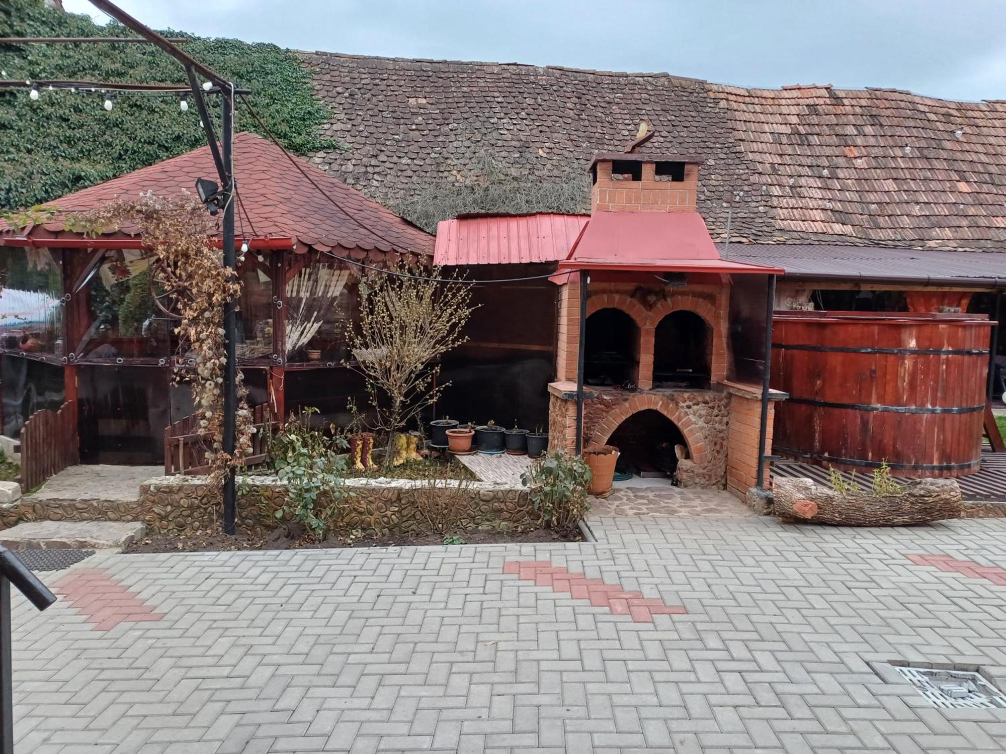 Casa Florilor Barcut Apartman Kültér fotó
